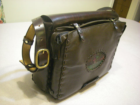 Sculpted Claude style bag